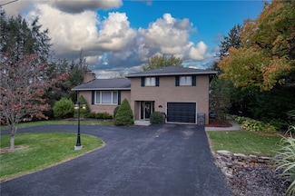 111 Hilltop Dr, Butler, PA 16001