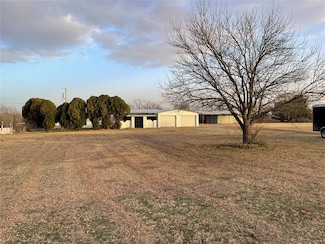 68 Caudle Ln, Indiahoma, OK 73552