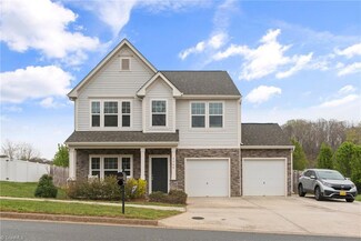3345 Grandview Club Rd, Pfafftown, NC 27040