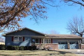 1804 Alabama Ln, Manhattan, KS 66502