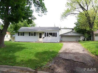 3920 N Saint Joseph Ct, Peoria Heights, IL 61616