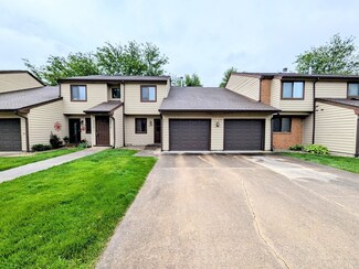 2176 Harbortown Cir, Champaign, IL 61821