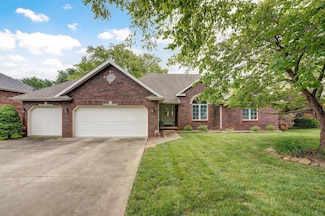 1010 E Lakewood St, Springfield, MO 65810