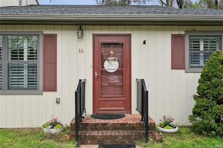 16 James Square, Williamsburg, VA 23185