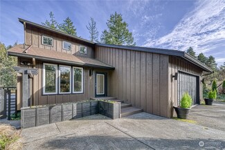 10513 74th Ave NW, Gig Harbor, WA 98332