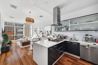 162 N 12th St Unit 4C, New York City, NY 11249