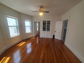 26 Buttonwood St Unit 3, Dorchester, MA 02125