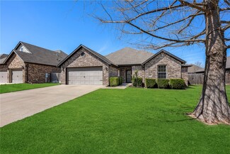 3100 SW Joshua Ave, Bentonville, AR 72712