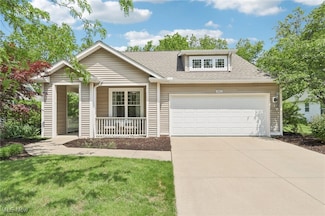1912 Pembrooke Ln, Avon, OH 44011