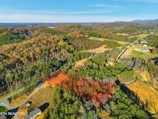 4540 6 Mile Rd, Maryville, TN 37803