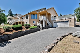 605 Orchard St, Ashland, OR 97520