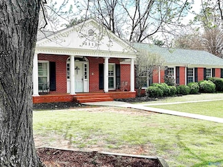 2111 Brookmeade Rd SE, Decatur, AL 35601