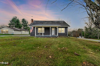 2835 W Walnut St, Johnson City, TN 37604