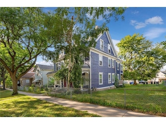 481 Edmund Ave, Saint Paul, MN 55103