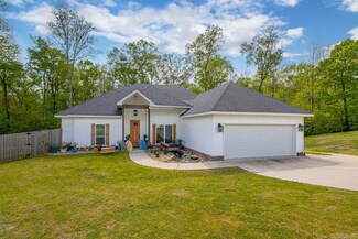 2065 Berkshire Dr, Benton, AR 72019