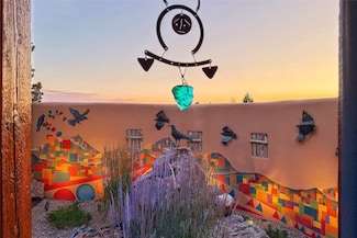 258 Loma Entrada, Santa Fe, NM 87501