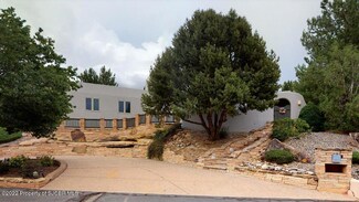 5916 Inverness Dr, Farmington, NM 87402