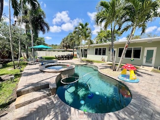 101 SW 58th Ave, Plantation, FL 33317