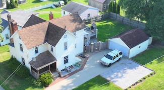 7 Park St, Lucas, OH 44843