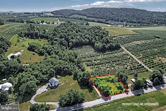695 Mount Tabor Rd, Bendersville, PA