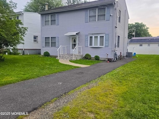 207 Delaware Ave, Cliffwood, NJ 07721