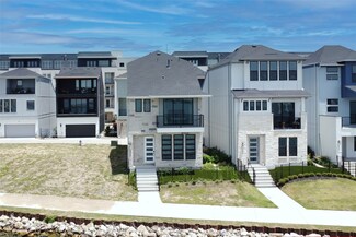 528 Secretariat Dr, Rowlett, TX 75088