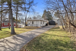 N3197 Beach Rd, Lake Geneva, WI 53147