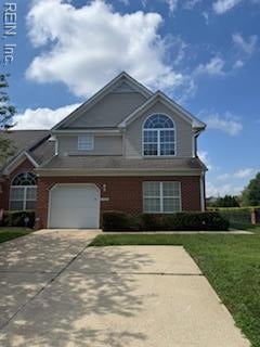 5325 Village Square Ct, Virginia Beach, VA 23455