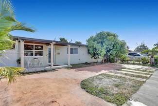 4599 E 9th Ln, Hialeah, FL 33013