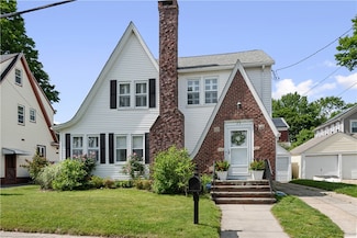24 Rosewood Ave, Cranston, RI 02905