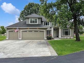 3 Lavender Ct, Pasco, WA 99301