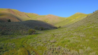 100 Water Gulch Rd, Hailey, ID 83333