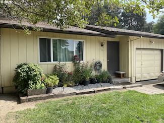 1126 SE Rummel St, McMinnville, OR 97128