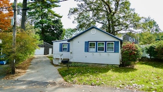 14 Patterson St, East Weymouth, MA 02189