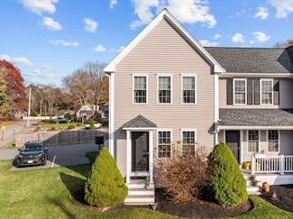 248 Center St Unit 7, Bridgewater, MA 02324