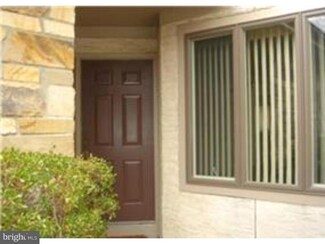 69 Woodmont Dr, Lawrence Township, NJ 08648