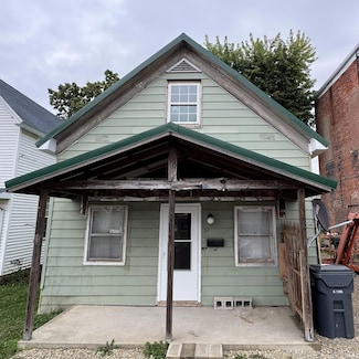 31 S Union St, Redkey, IN 47373