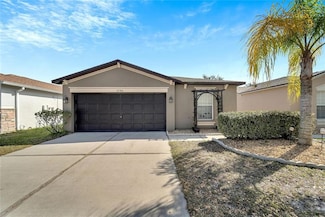 7706 Carriage Pointe Dr, Gibsonton, FL 33534
