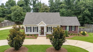 1114 Belledeer Dr, Tupelo, MS 38804
