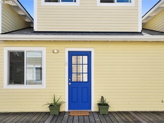 205 N Bridgeton Rd Unit 6, Portland, OR 97217