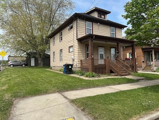 1602 Edgewood Ave, Racine, WI 53404