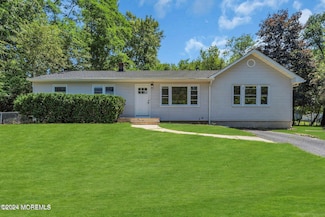 15 Lawrence Ave, Howell, NJ 07731