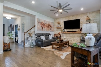 1531 Esser Crossing, New Braunfels, TX 78132