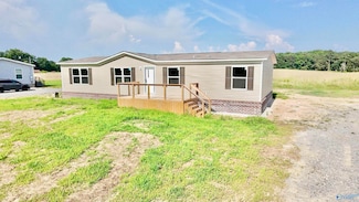 829 County Road 25, Crossville, AL 35962