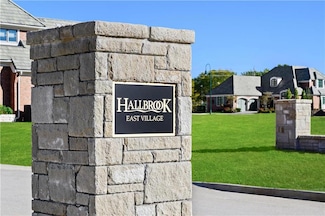 11530 Cambridge Rd, Leawood, KS 66211