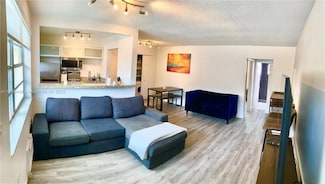 734 Meridian Ave Unit 4, Miami Beach, FL 33139