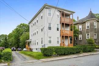 29 Tatman St, Worcester, MA 01607