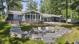 9356 Miramichi Dr, Evart, MI 49631