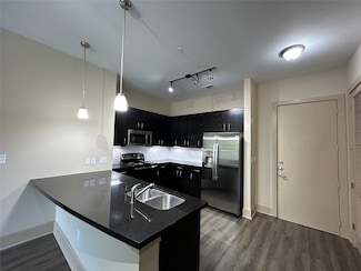 230 T C Jester Blvd Unit 395, Houston, TX 77007