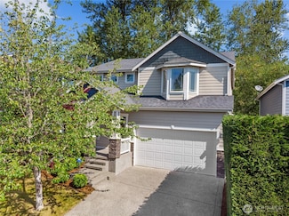 5922 NE 199th St, Kenmore, WA 98028